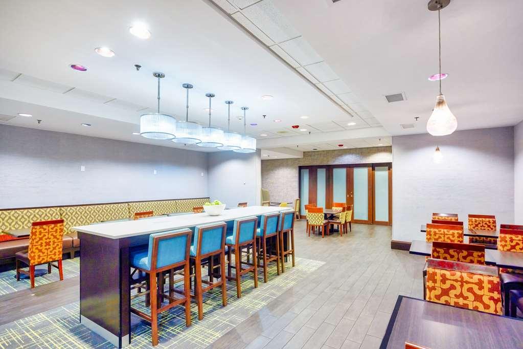 Hampton Inn Haverhill Restaurante foto